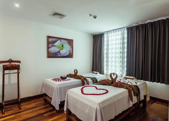 Hotel Somadevi